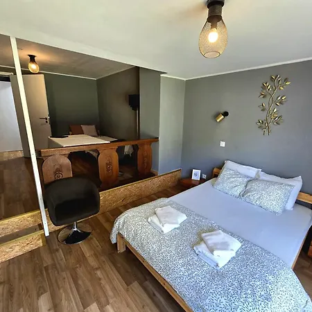 Feel At In Warre, Bed & Breakfast 2*