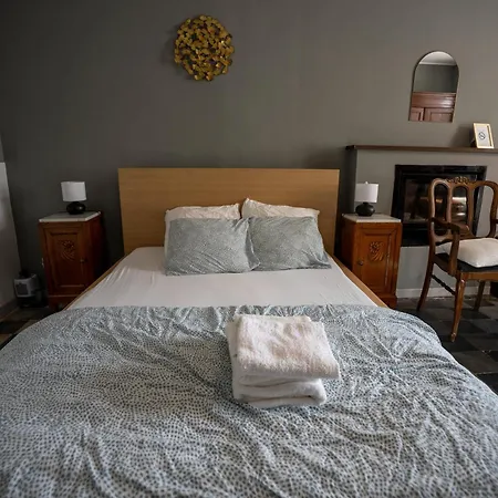 Feel At In Warre, B&B 2*